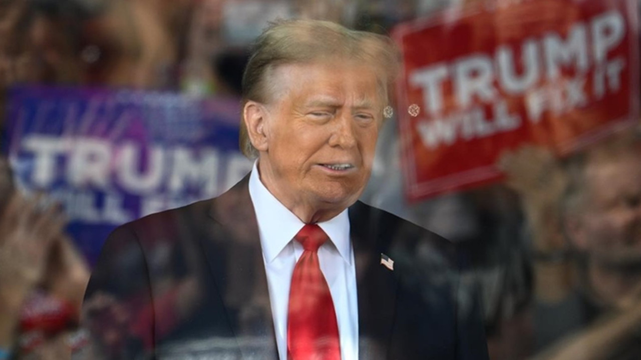 ABD Başkanı Trump ticaret savaşlarını kızıştıracak yeni vergi tarifeleri konusunda kararlı